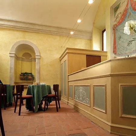 Hotel Monasterio Le Grazie 4*